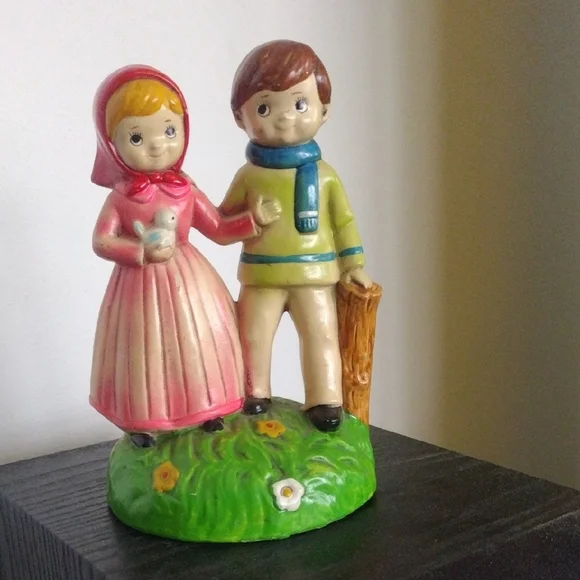 Vintage Boy & Girl BERMAN & ANDERSON INC. Figurine - Picture 2 of 14